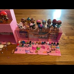 LOL Carry Case with Lol Doll, Pets and accessories